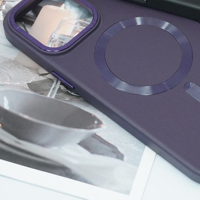 Кожаный чехол Bonbon Leather Metal Style with MagSafe для Apple iPhone 14 (6.1") Фиолетовый / Dark Purple
