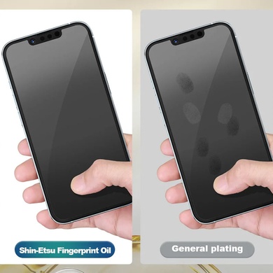 Защитное 2.5D стекло Blueo Corning Gorilla Glass для Apple iPhone 15 Pro (6.1") Черный
